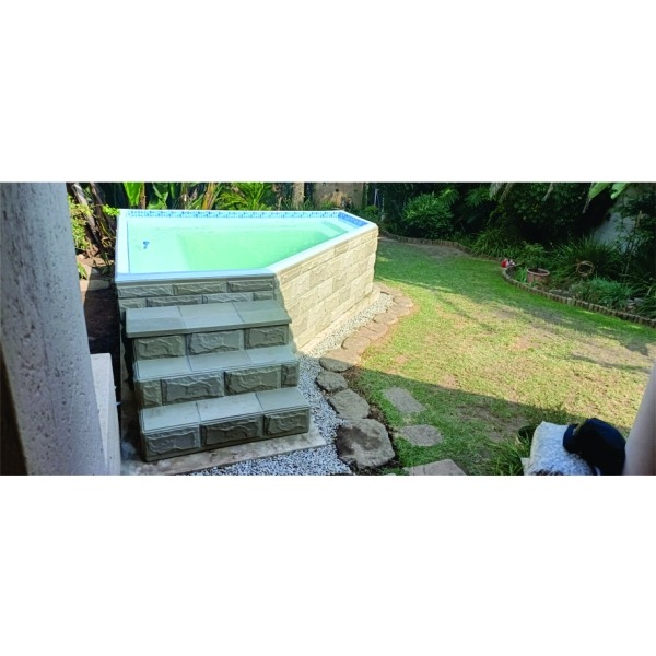 Mercury Above Ground Pool